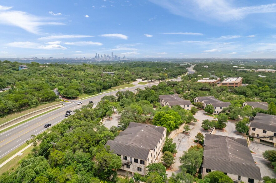 More Photos Of 4407 Bee Caves Rd, West Lake Hills Medical For Sale