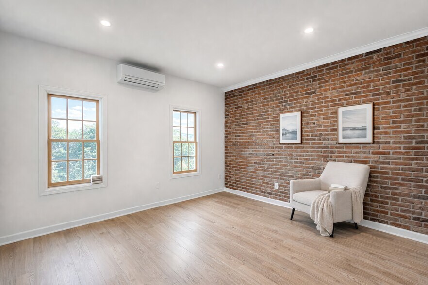 More Photos Of 208 Warren St, Hudson Apartments For Sale