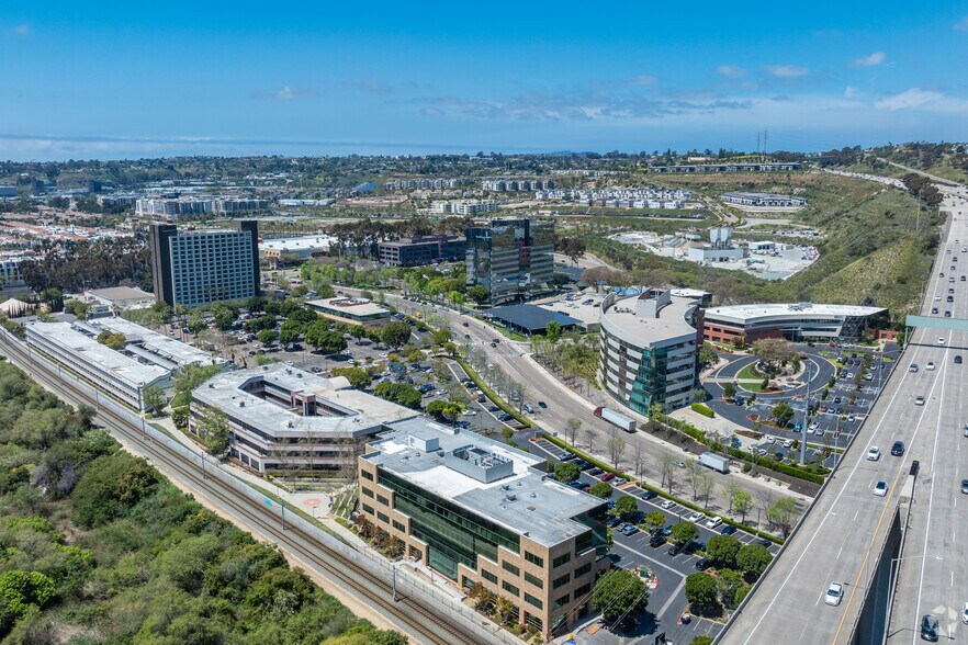 More Photos Of 9095 Rio San Diego Dr, San Diego Medical For Lease