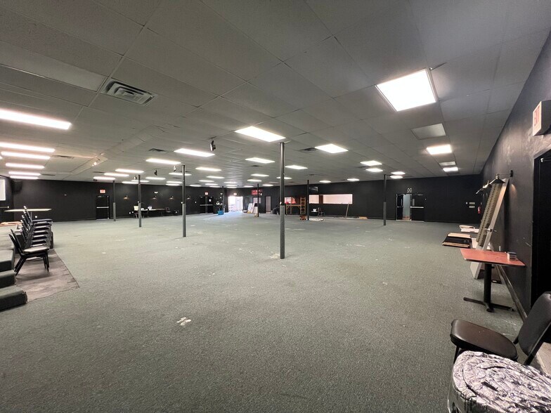 More Photos Of 420 E Ave C, Killeen Specialty For Sale