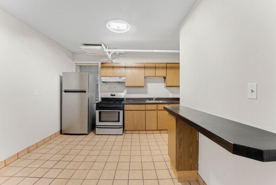 More Photos Of 2617 Euclid Heights Blvd, Cleveland Heights Apartments For Sale
