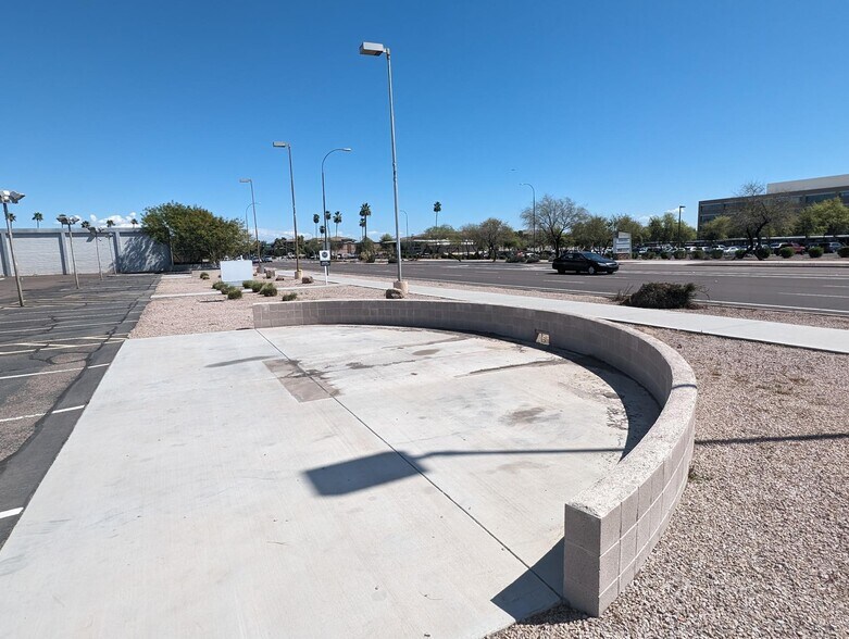 More Photos Of 7300 E McDowell Rd, Scottsdale Land For Lease