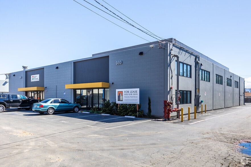 Primary Photo Of 980-990 O'Brien Dr, Menlo Park Manufacturing For Lease