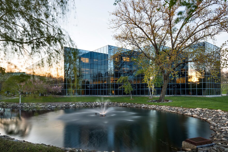 More Photos Of 2 Manhattanville Rd, Purchase Office For Lease