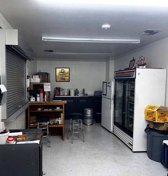 More Photos Of 9623 Zaka Rd, Houston Warehouse For Sale