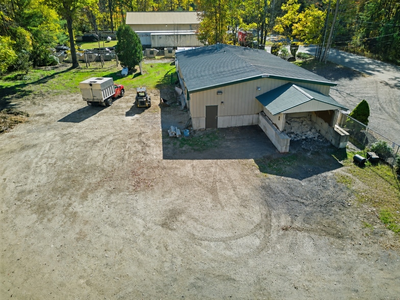 More Photos Of 265 Lincoln Ave, Winchendon Industrial For Sale