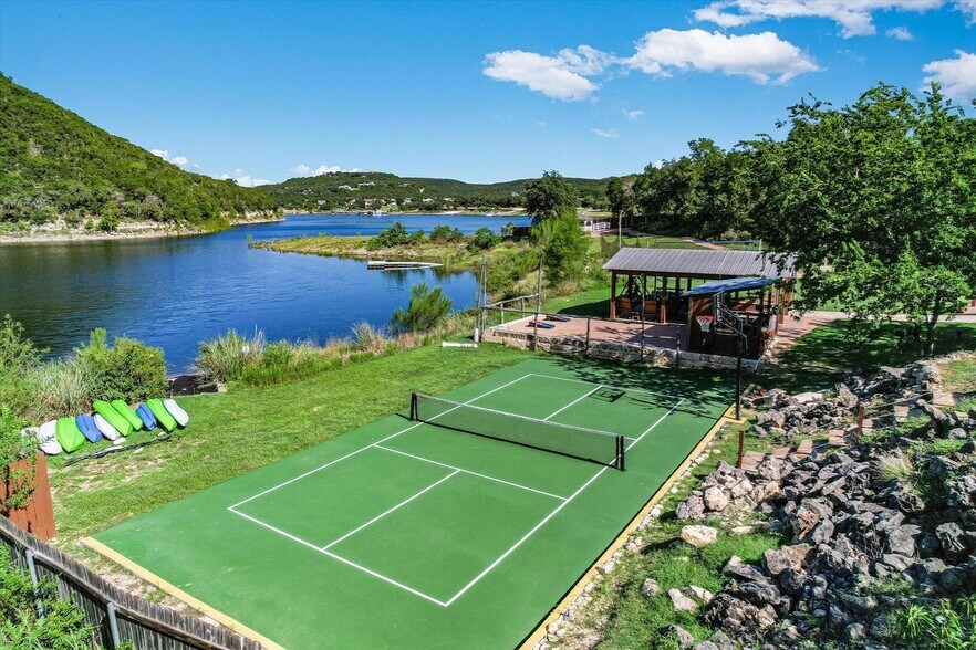 More Photos Of 13401 Bullick Hollow Rd, Austin Specialty For Sale