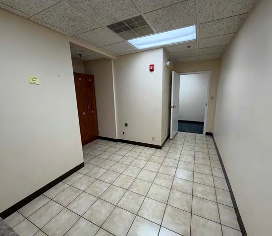 More Photos Of 511-515 Thornhill Dr, Carol Stream Medical For Sale