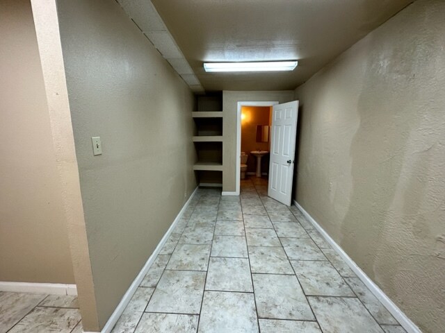 More Photos Of 7618 Boeing Dr, El Paso Office For Lease