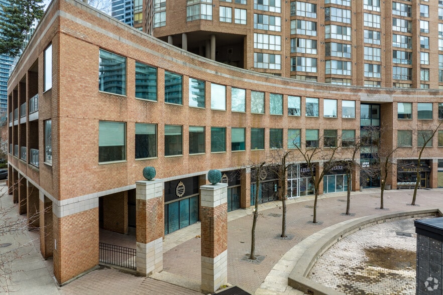 More Photos Of 1033 Bay St, Toronto Apartments For Lease