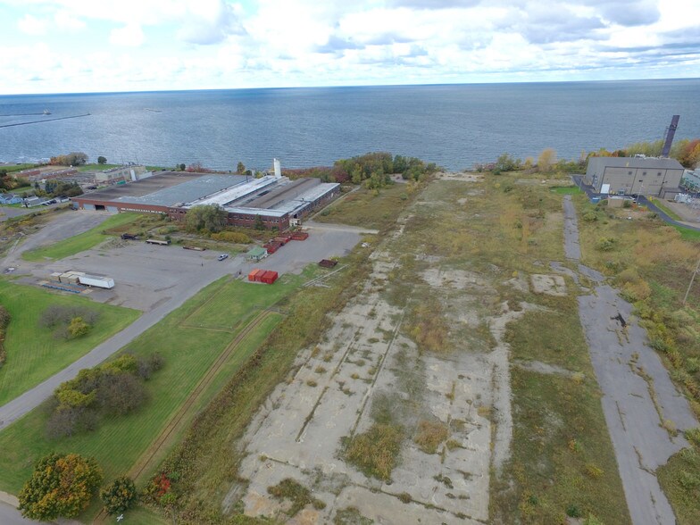 More Photos Of 91 Michell St, Oswego Warehouse For Sale