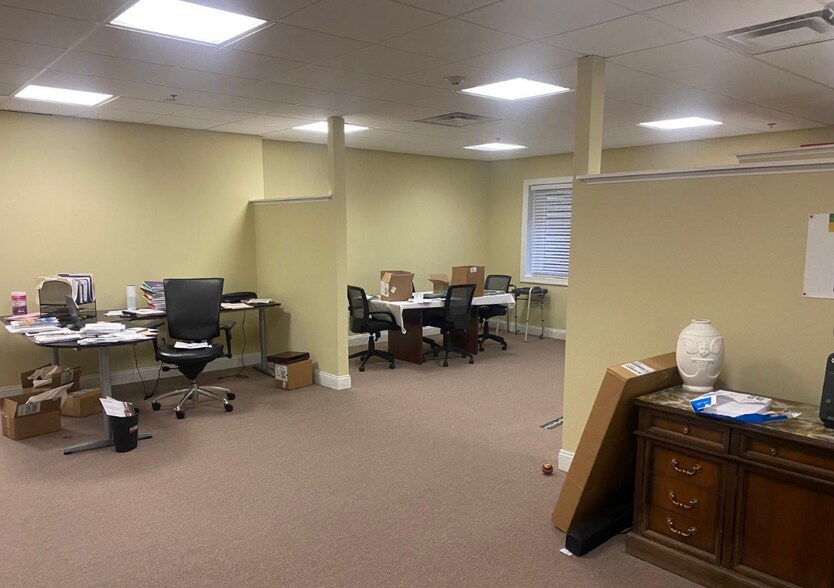 More Photos Of 1214 Easton Rd, Warrington Coworking Space