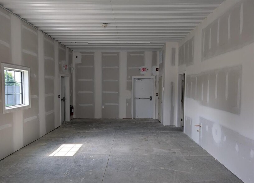 More Photos Of 1421 Washington Rd, Washington Office For Lease