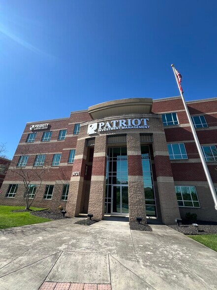 More Photos Of 9721 Cogdill Rd, Knoxville Office For Lease