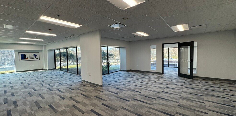 More Photos Of 881 Elkridge Landing Rd, Linthicum Office For Lease