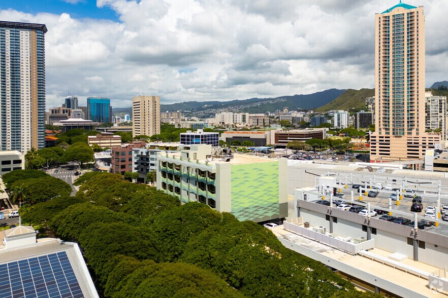 More Photos Of 770 Kapiolani Blvd, Honolulu Office For Lease