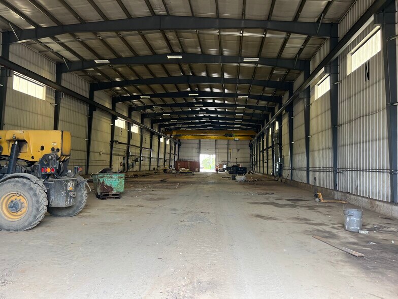 More Photos Of 2788 Belisle Dr, Val Caron Warehouse For Sale