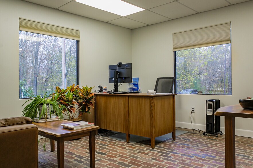 More Photos Of 244 Western Ave, South Portland Medical For Sale