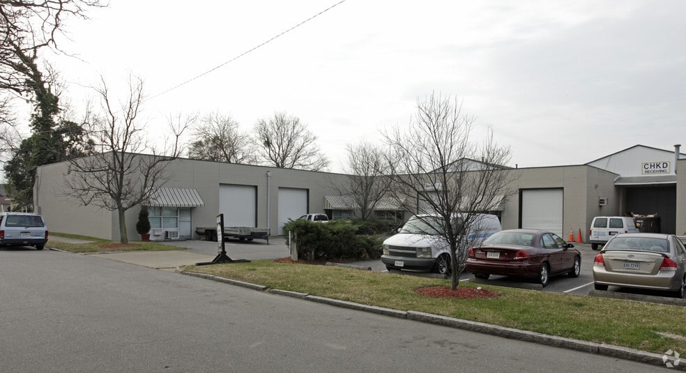 More Photos Of 1311-1329 Redgate Ave, Norfolk Light Manufacturing For Lease
