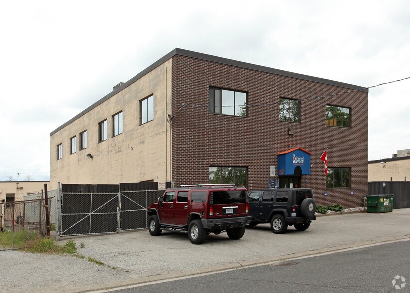 More Photos Of 57 Research Rd, Toronto General Retail For Lease