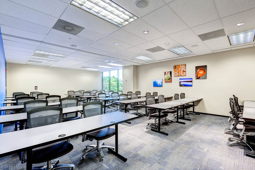 More Photos Of 7979 E Tufts Ave, Denver Office For Lease