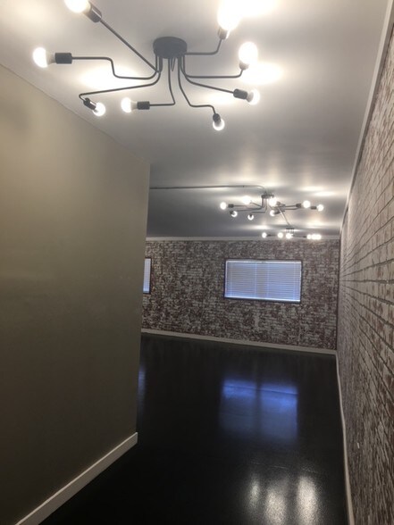 More Photos Of 1311-1401 S Dixie Hwy E, Pompano Beach Freestanding For Lease