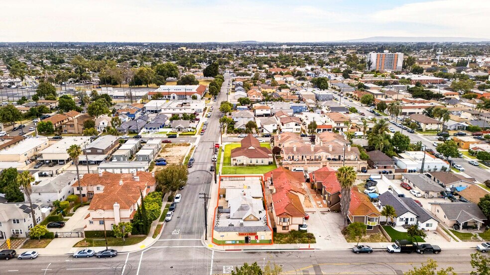 More Photos Of 13809 Funston Ave, Norwalk Flex For Sale
