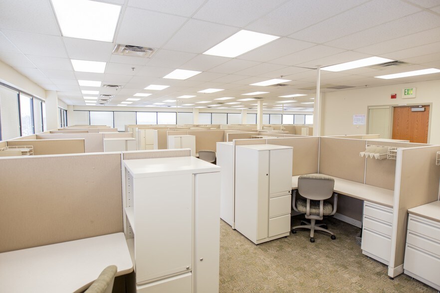 More Photos Of 1100 Country Hills Dr, Ogden Office For Lease