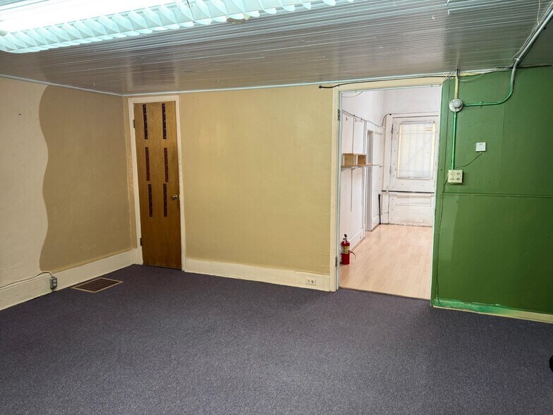 More Photos Of 518 Main St, Walsenburg Storefront Retail Residential For Sale