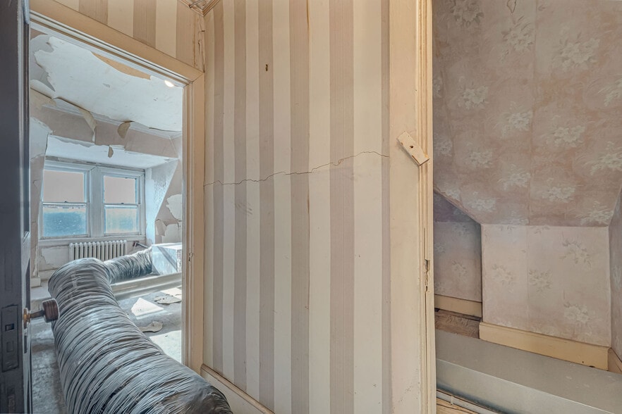 More Photos Of 535 Monmouth St, Gloucester City Medical For Sale