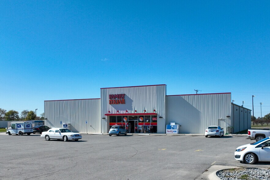 Primary Photo Of 1218 US-65, Lake Village Freestanding For Sale