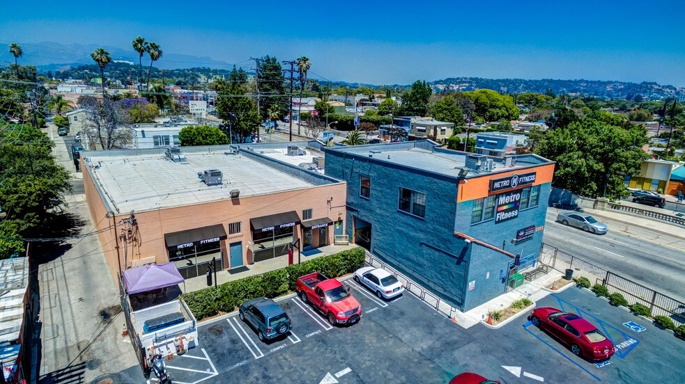 More Photos Of 2985-2999 Glendale Blvd, Los Angeles Health Club For Sale