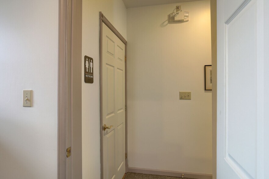 More Photos Of 421 W Chocolate Ave, Hershey Medical For Lease