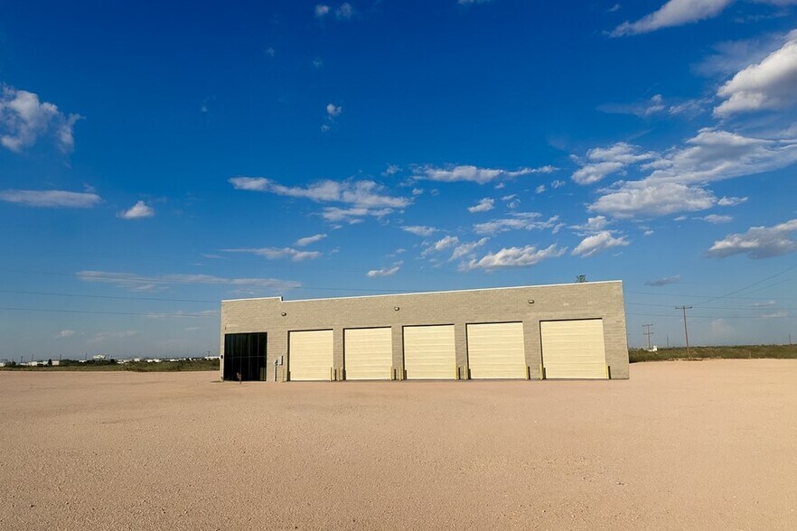 More Photos Of 1881 S Redline Ave, Odessa Industrial For Sale