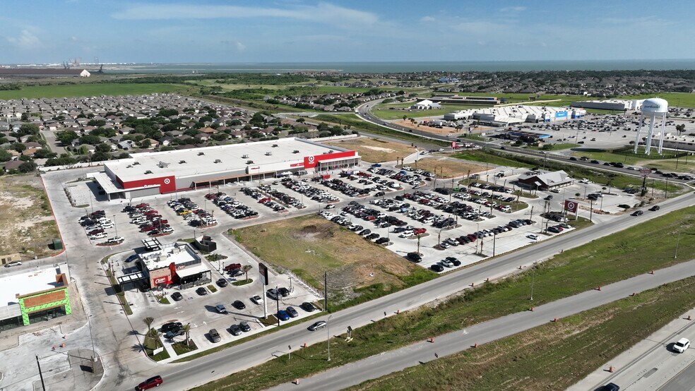 More Photos Of Hwy 181, Portland Storefront For Lease