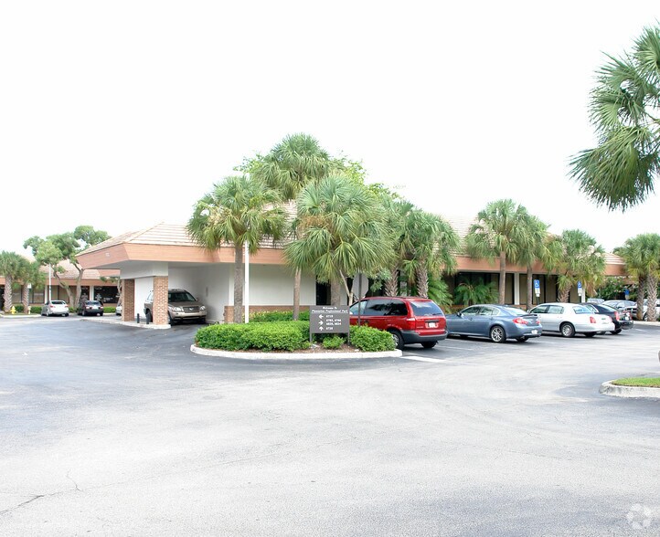 More Photos Of 6710 W Sunrise Blvd, Plantation Unknown For Lease