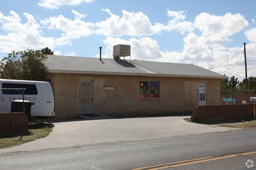 More Photos Of 300 S 7th St, Anthony Daycare Center For Sale