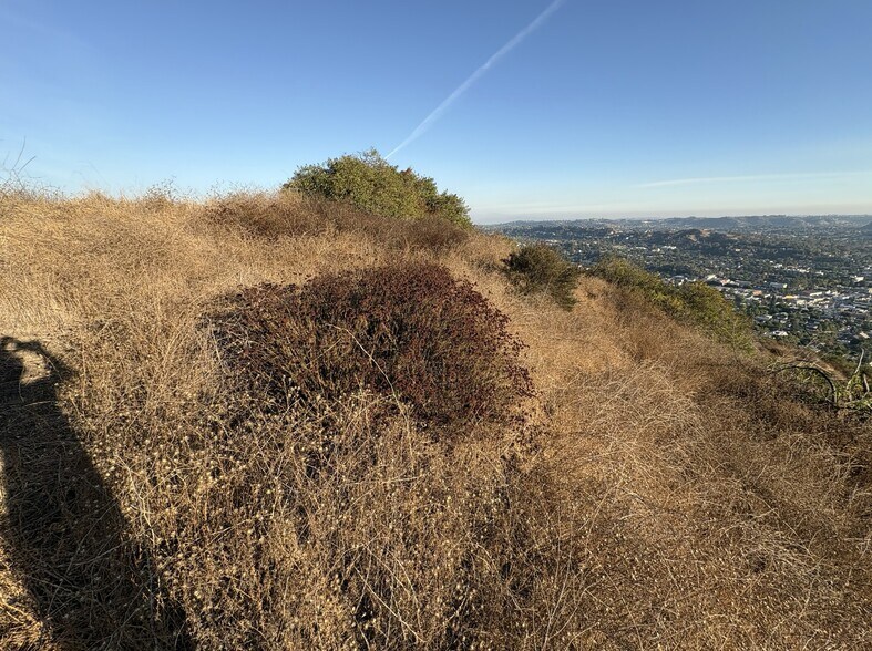 More Photos Of 0 N 134 hwy, Los Angeles Land For Sale
