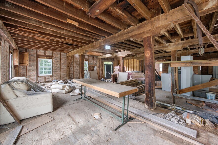 More Photos Of 32 Mill St, Port Byron Industrial For Sale