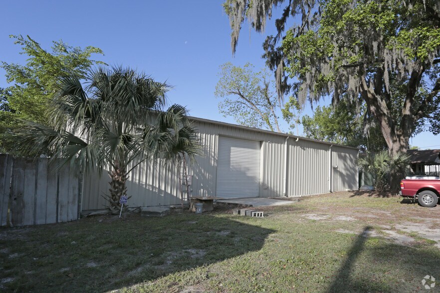 More Photos Of 2385 Corbett St, Jacksonville Warehouse For Lease