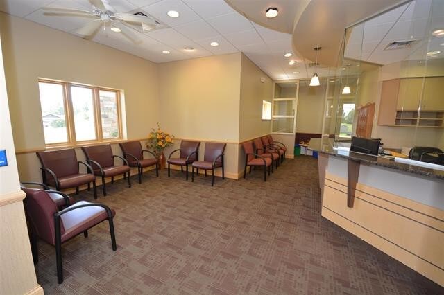 More Photos Of 7240 S US 231, Huntingburg Medical For Lease