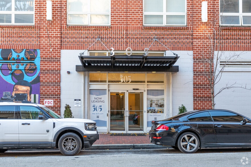 More Photos Of 1-49 N Howard St, Baltimore Unknown For Lease