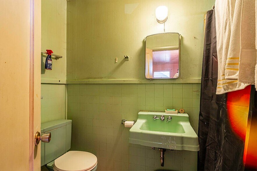 More Photos Of 144 Reager St, Medford Apartments For Sale