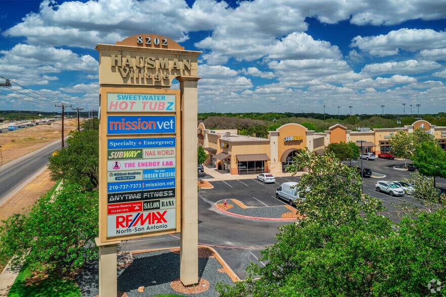 More Photos Of 8202 N Loop 1604 W, San Antonio General Retail For Lease