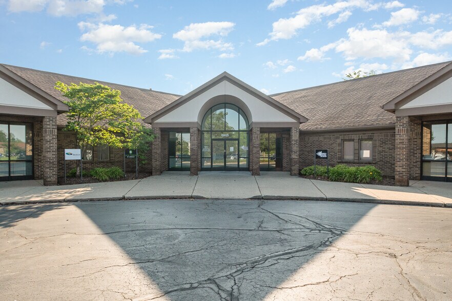 More Photos Of 6901-6909 Burlington Pike, Florence Medical For Sale