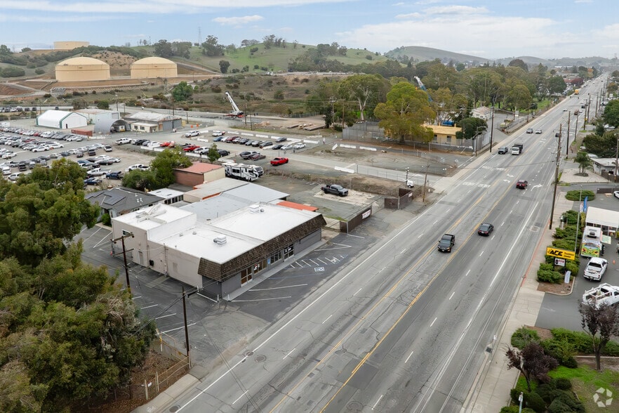 More Photos Of 3503 Pacheco Blvd, Martinez Warehouse For Lease
