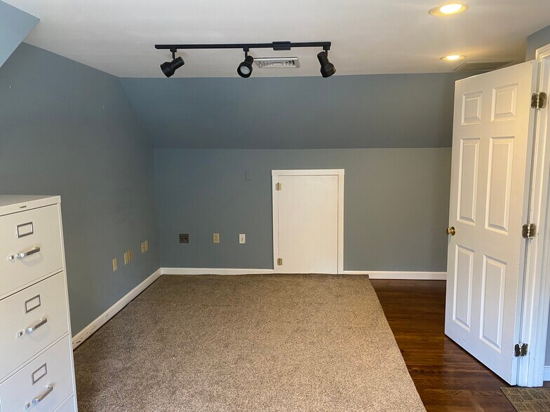 Primary Photo Of 250 US Route 1, Scarborough Office For Lease
