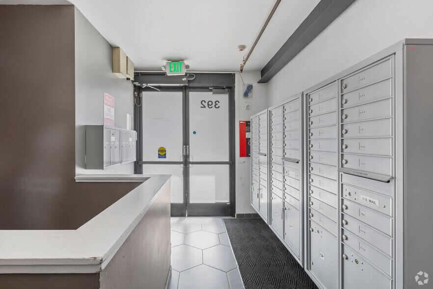More Photos Of 392 11th St, Oakland Apartments For Sale