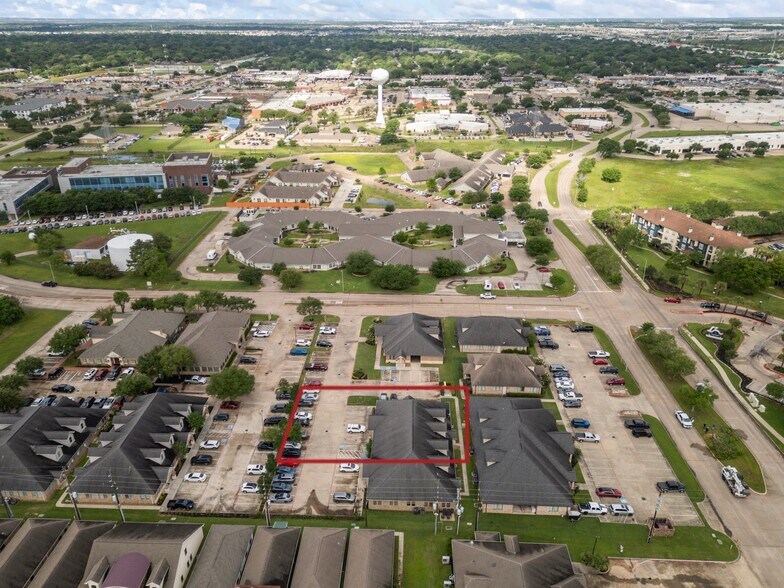 More Photos Of 439 Mason Rd, Katy Medical For Sale