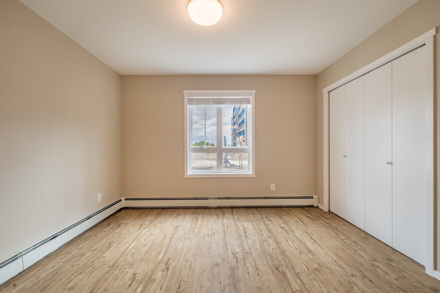 More Photos Of 1070 Noëlla Leclair Way, Ottawa Apartments For Lease